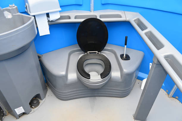 Portable Toilet Options We Offer in Fox Lake, IL
