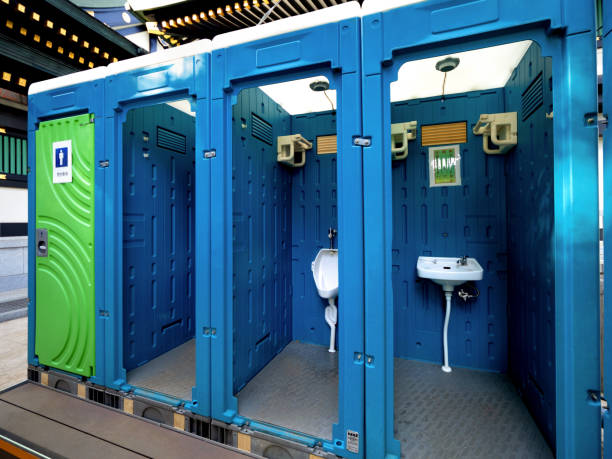 Best Portable bathroom rental  in Fox Lake, IL